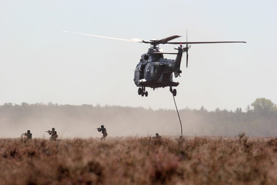 Ilúzie bokom. Západ bude musieť s Talibanom spolupracovať